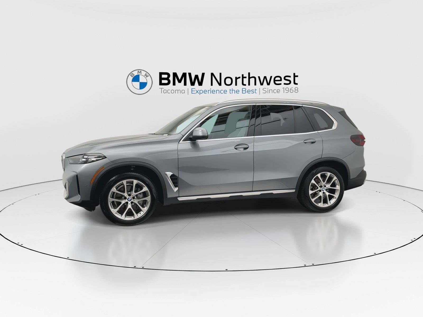 Used 2024 BMW X5 xDrive40i AWD/4WD image 10