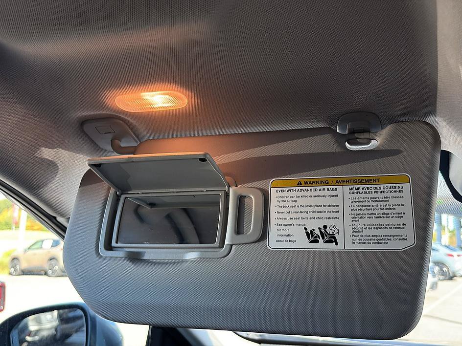 Certified 2025 Nissan Rogue SV AWD/4WD image 36