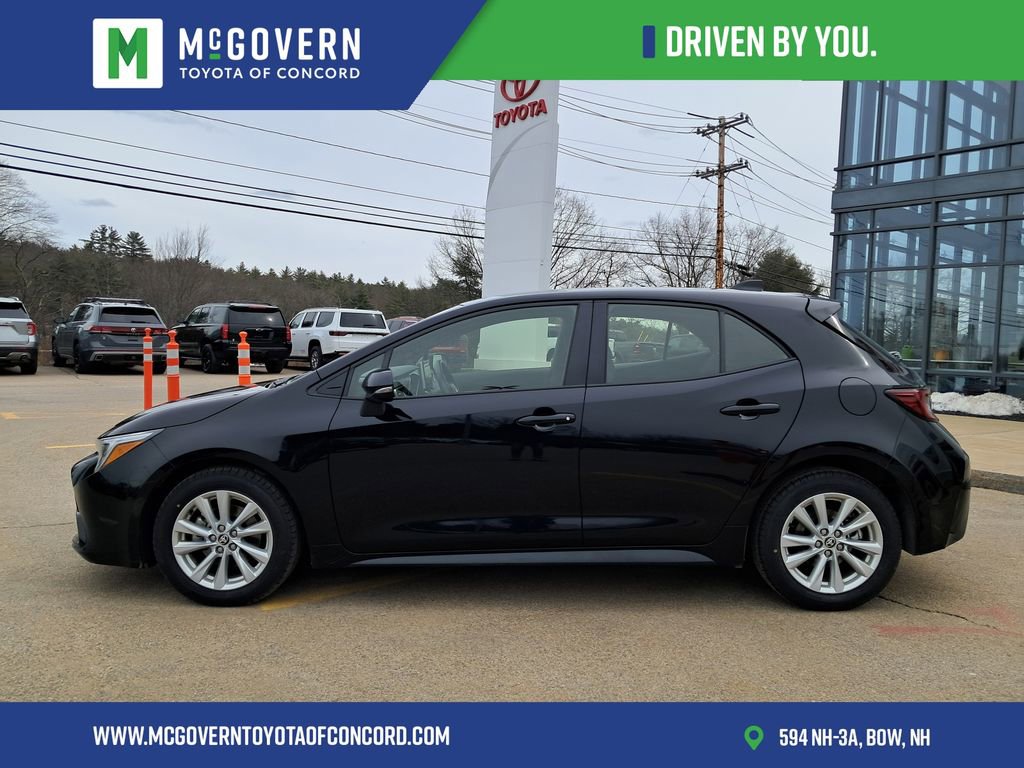 Used 2025 Toyota Corolla SE image 5