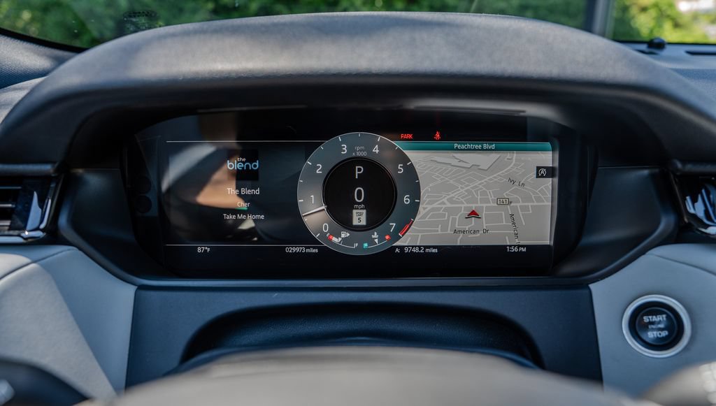 Used 2024 Land Rover Range Rover Velar Dynamic SE AWD/4WD image 9