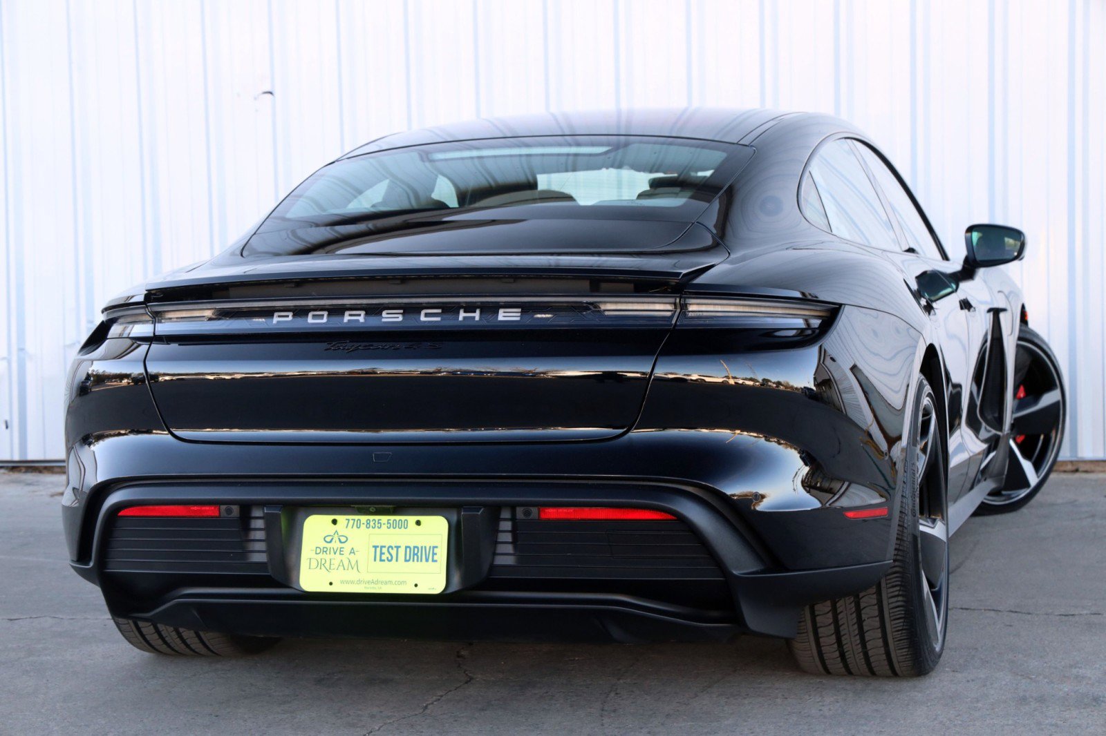 Used 2020 Porsche Taycan 4S image 6
