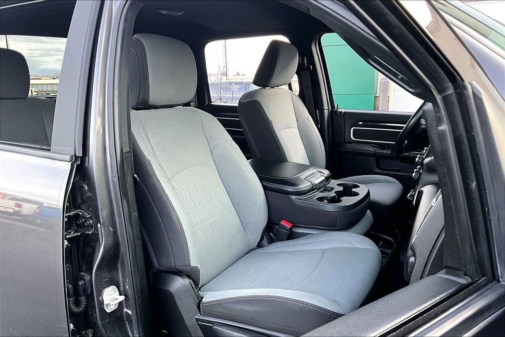 Used 2024 RAM 3500 Big Horn image 7