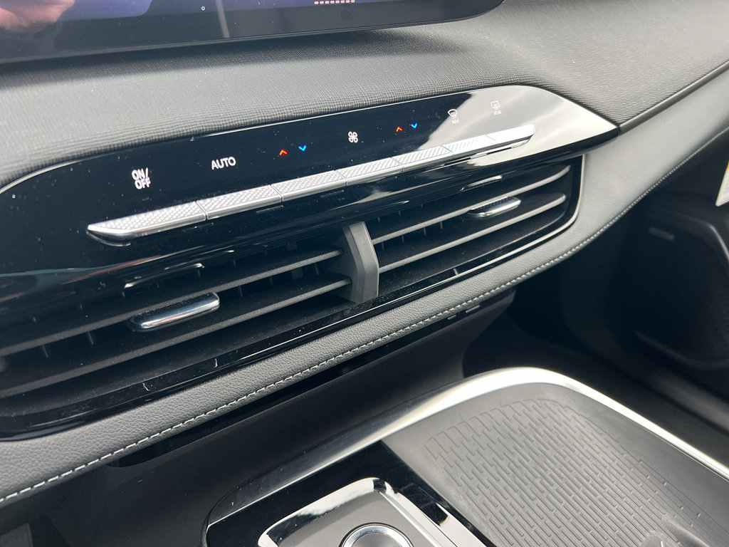 New 2026 Buick Enclave Sport Touring w/ Power Package image 31