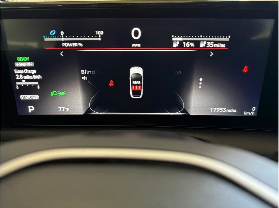 Used 2023 Nissan Ariya FWD image 17