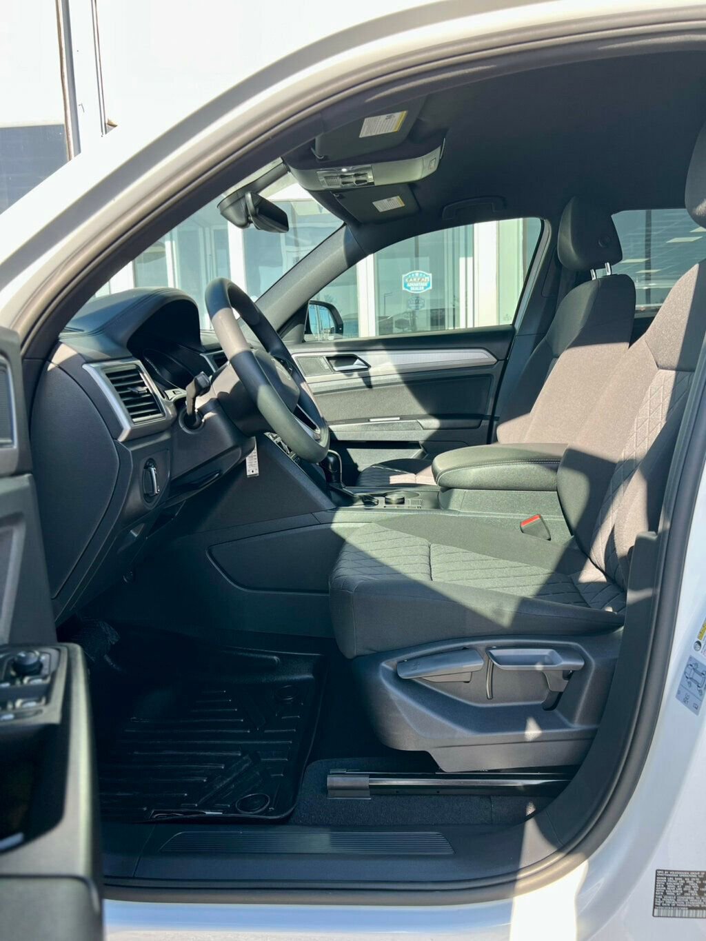 Used 2020 Volkswagen Atlas Cross Sport S image 12