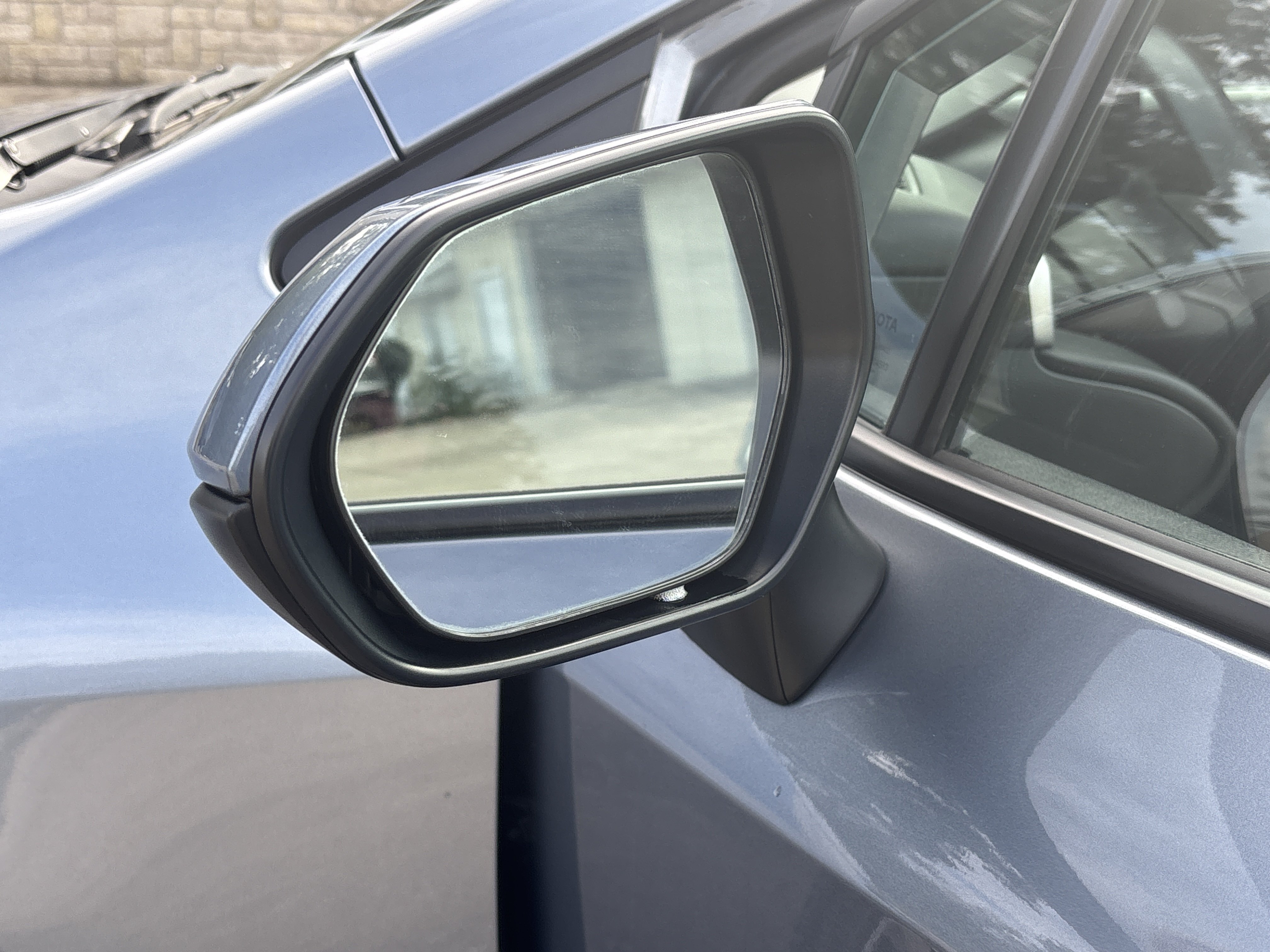 Used 2025 Toyota Corolla LE FWD image 14