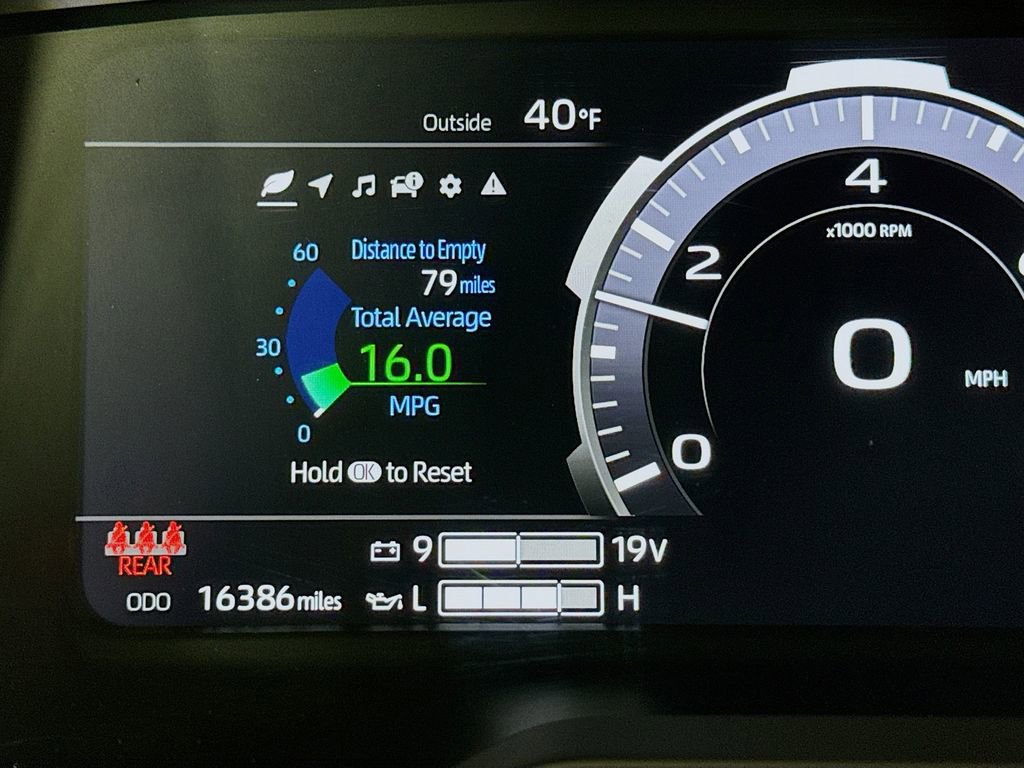 Used 2024 Toyota Tundra Platinum image 16