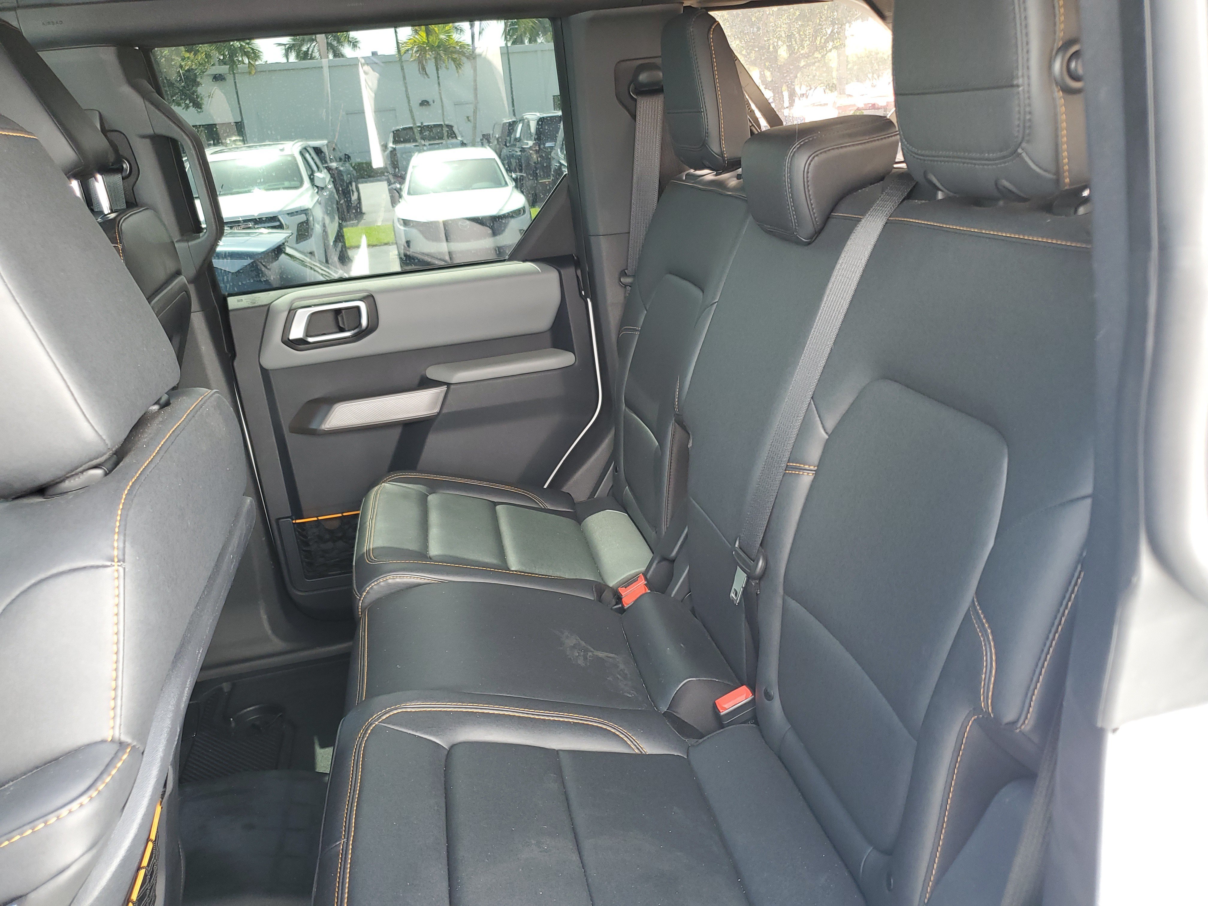Used 2023 Ford Bronco Badlands AWD/4WD image 11