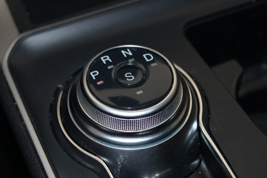 Used 2022 Ford Edge SE w/ Black Appearance Package image 46