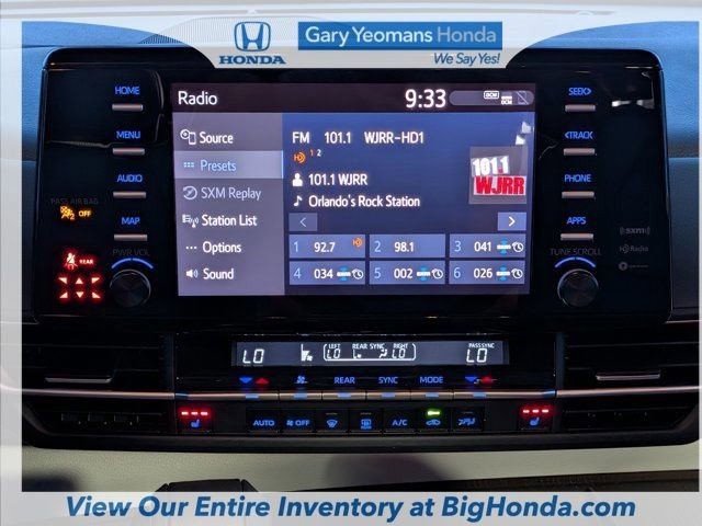 Used 2023 Toyota Sienna XLE image 19