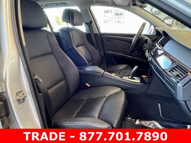 Used 2010 BMW 535i xDrive Wagon image 14