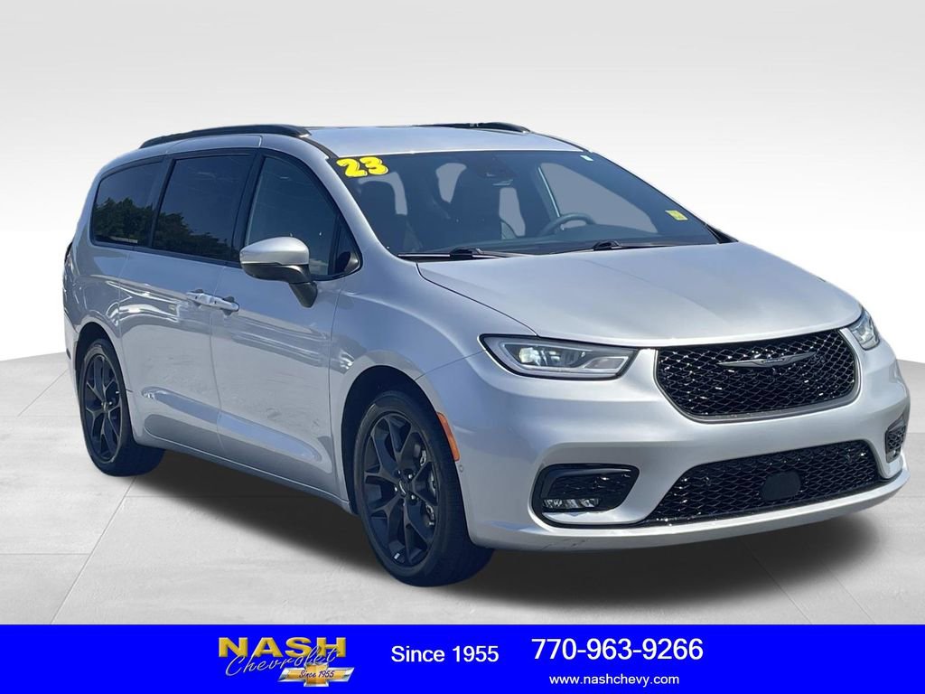 Used 2023 Chrysler Pacifica Touring-L w/ S Appearance Package FWD 360° Tour