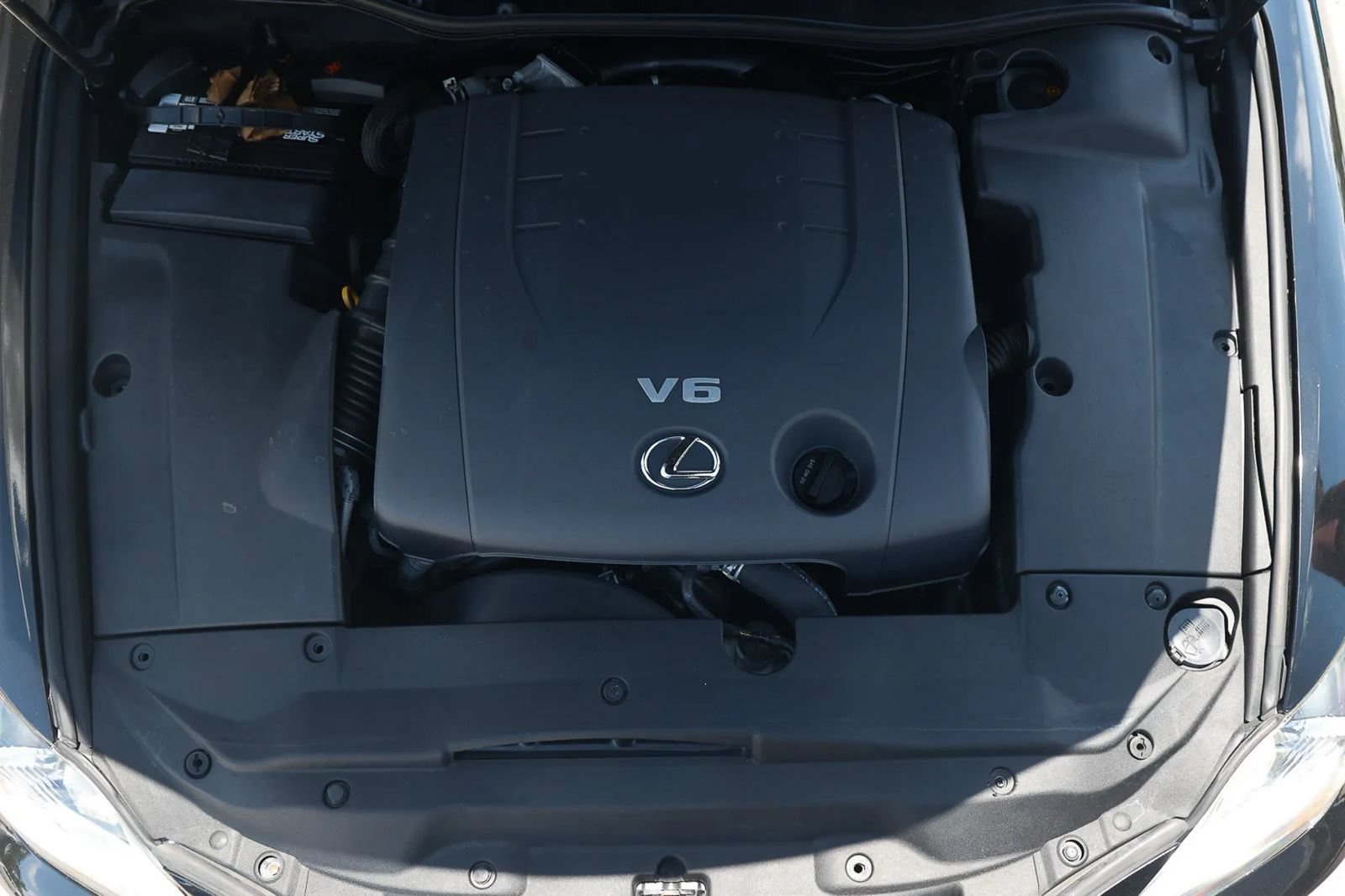 Used 2014 Lexus IS 250C w/ Luxury Package RWD image 46