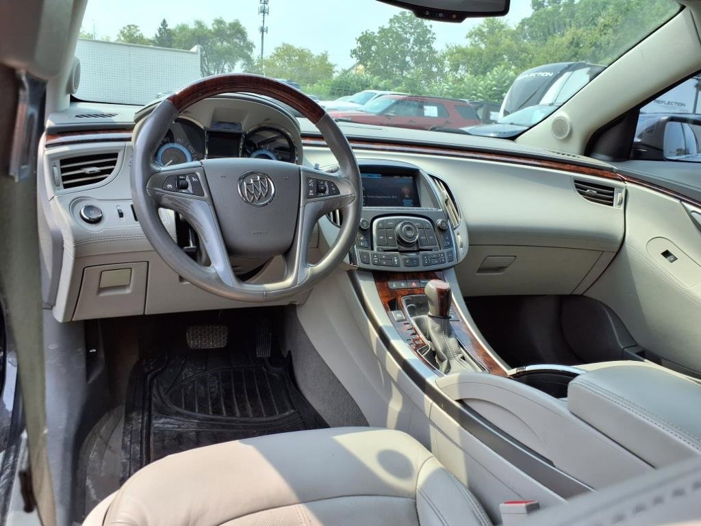 Used 2013 Buick LaCrosse Premium image 13