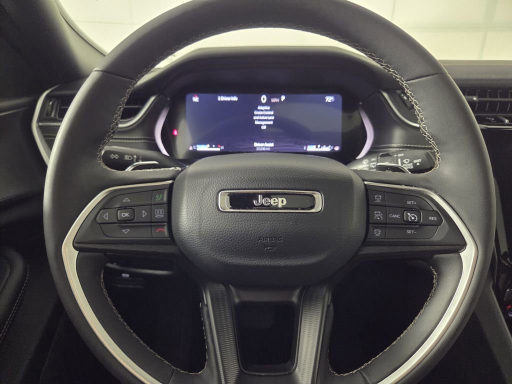 Certified 2024 Jeep Grand Cherokee Altitude image 18