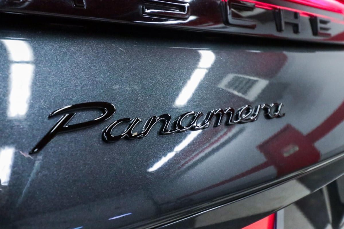 Used 2018 Porsche Panamera Turbo Sport Turismo AWD/4WD image 35