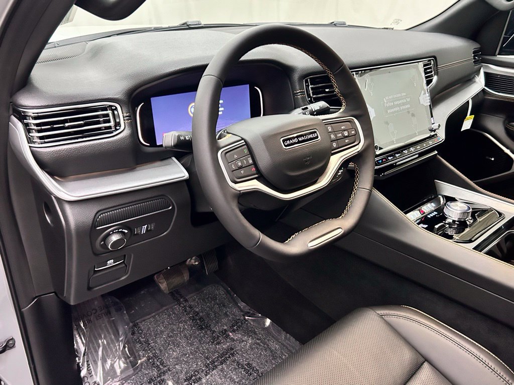 New 2026 Jeep Grand Wagoneer L 4WD image 11