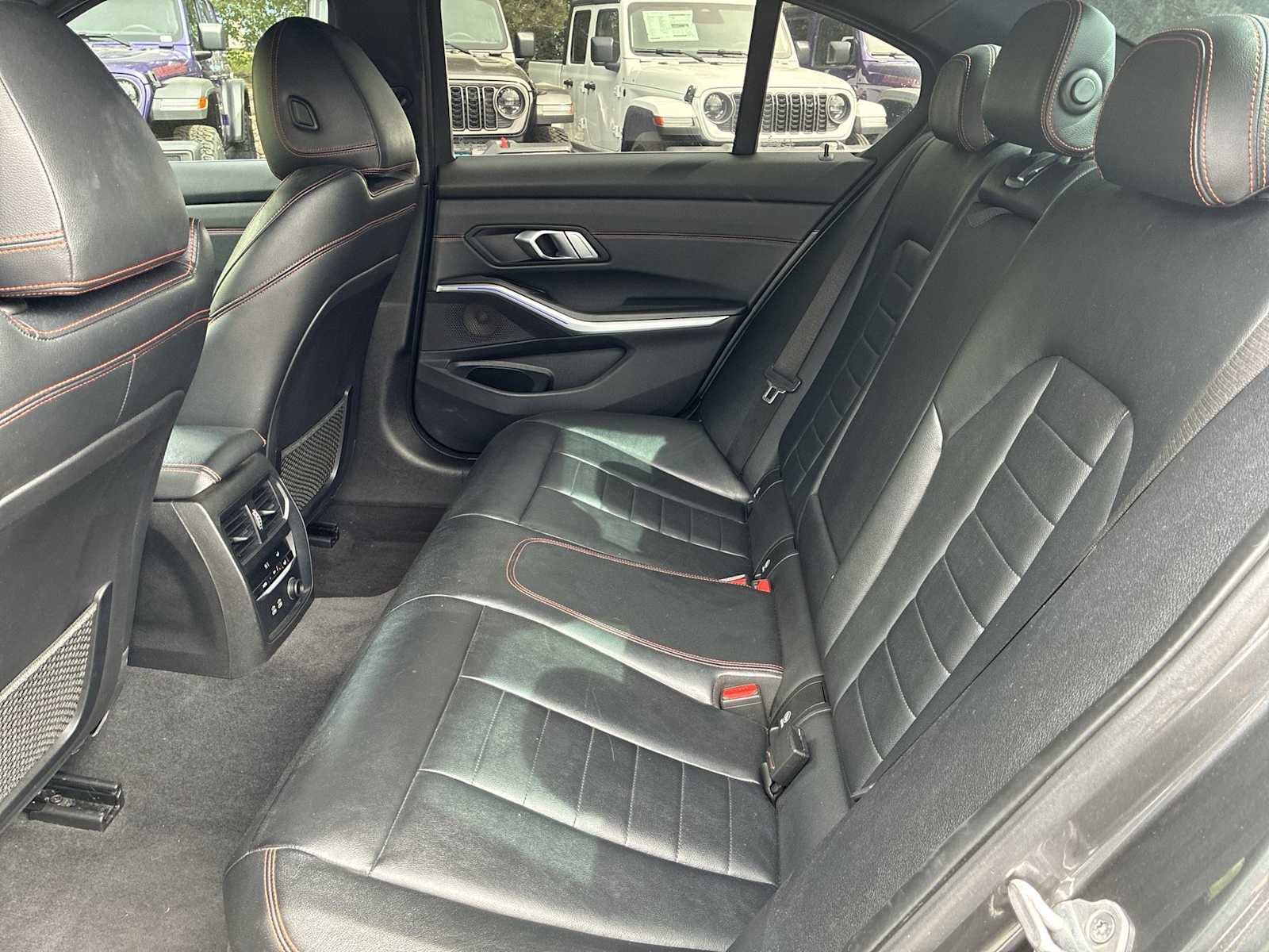 Used 2020 BMW 330i Sedan w/ Convenience Package RWD image 25