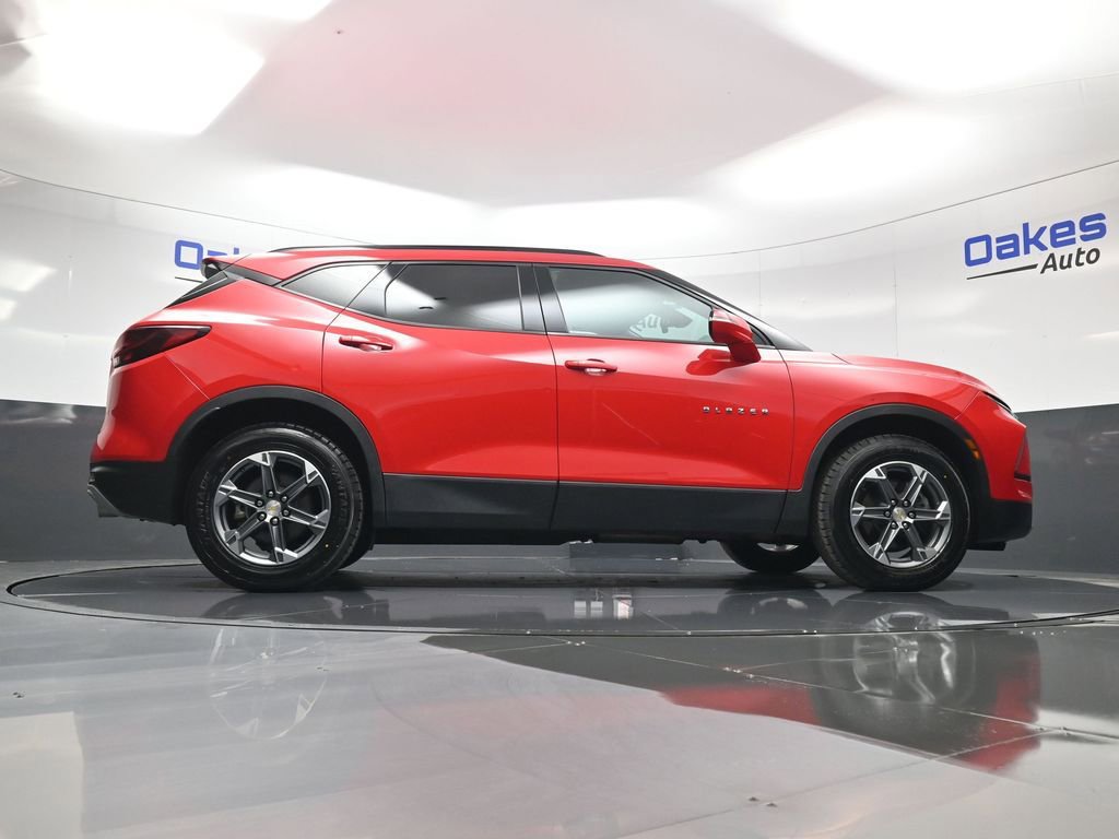 Used 2024 Chevrolet Blazer LT image 45