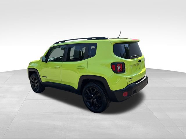 Used 2017 Jeep Renegade Altitude AWD/4WD image 5
