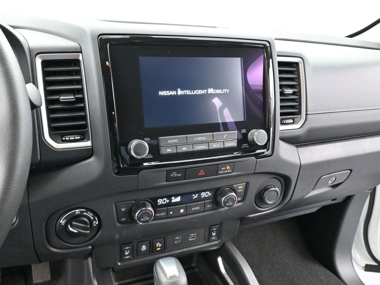 Used 2024 Nissan Frontier SV w/ Hardbody Edition image 16