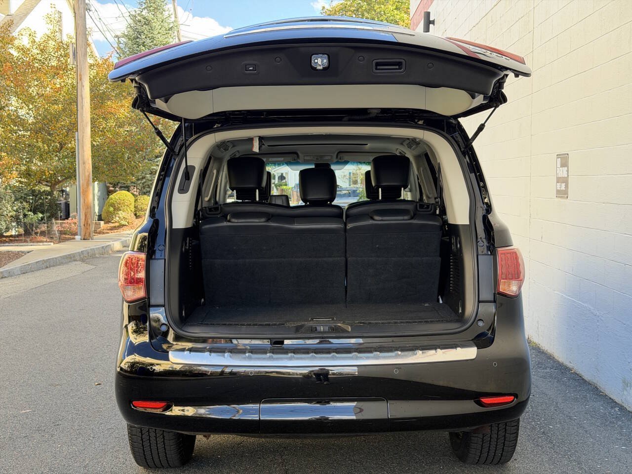 Used 2015 INFINITI QX80 4WD w/ Theater Package image 37