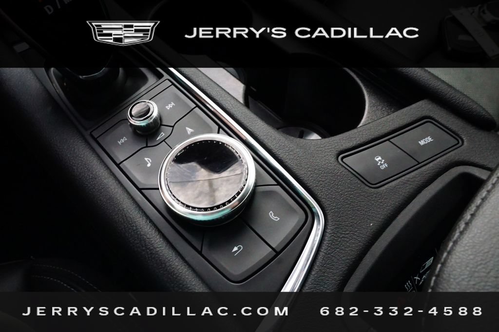 Used 2024 Cadillac XT6 Sport w/ Technology Package AWD/4WD image 14