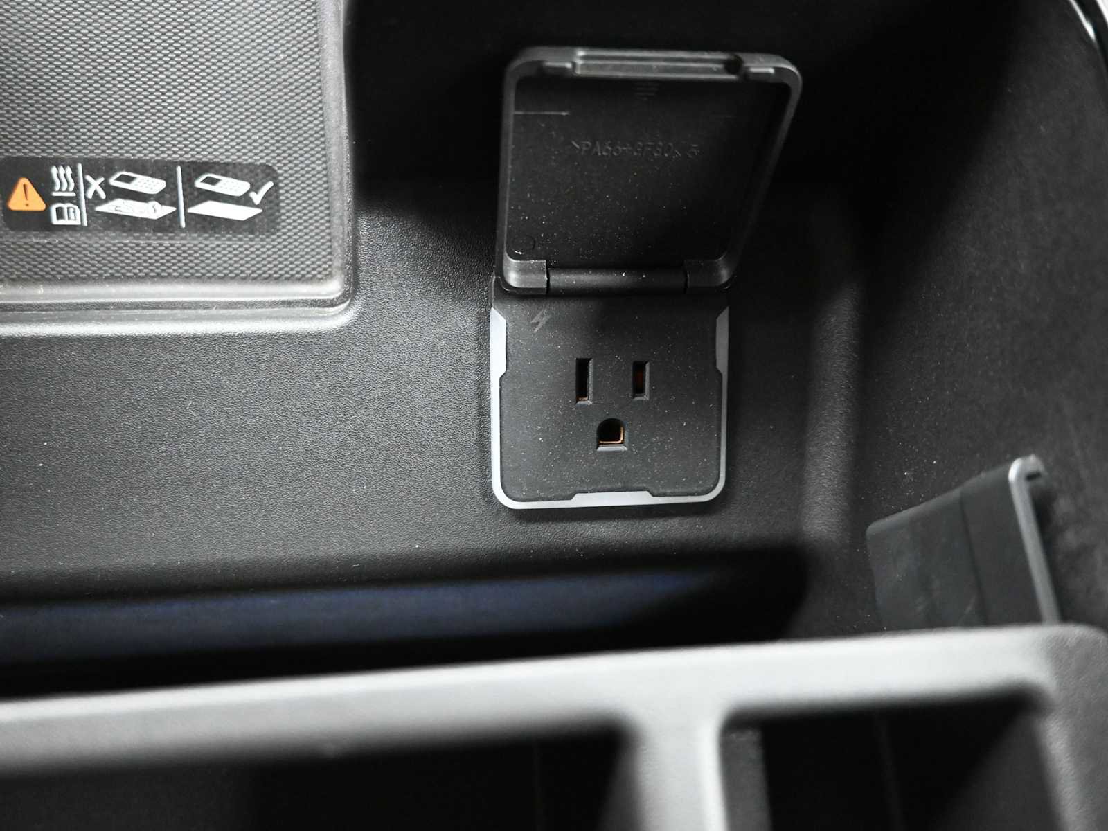 Used 2023 Chevrolet Silverado 1500 High Country w/ High Country Premium Package image 27