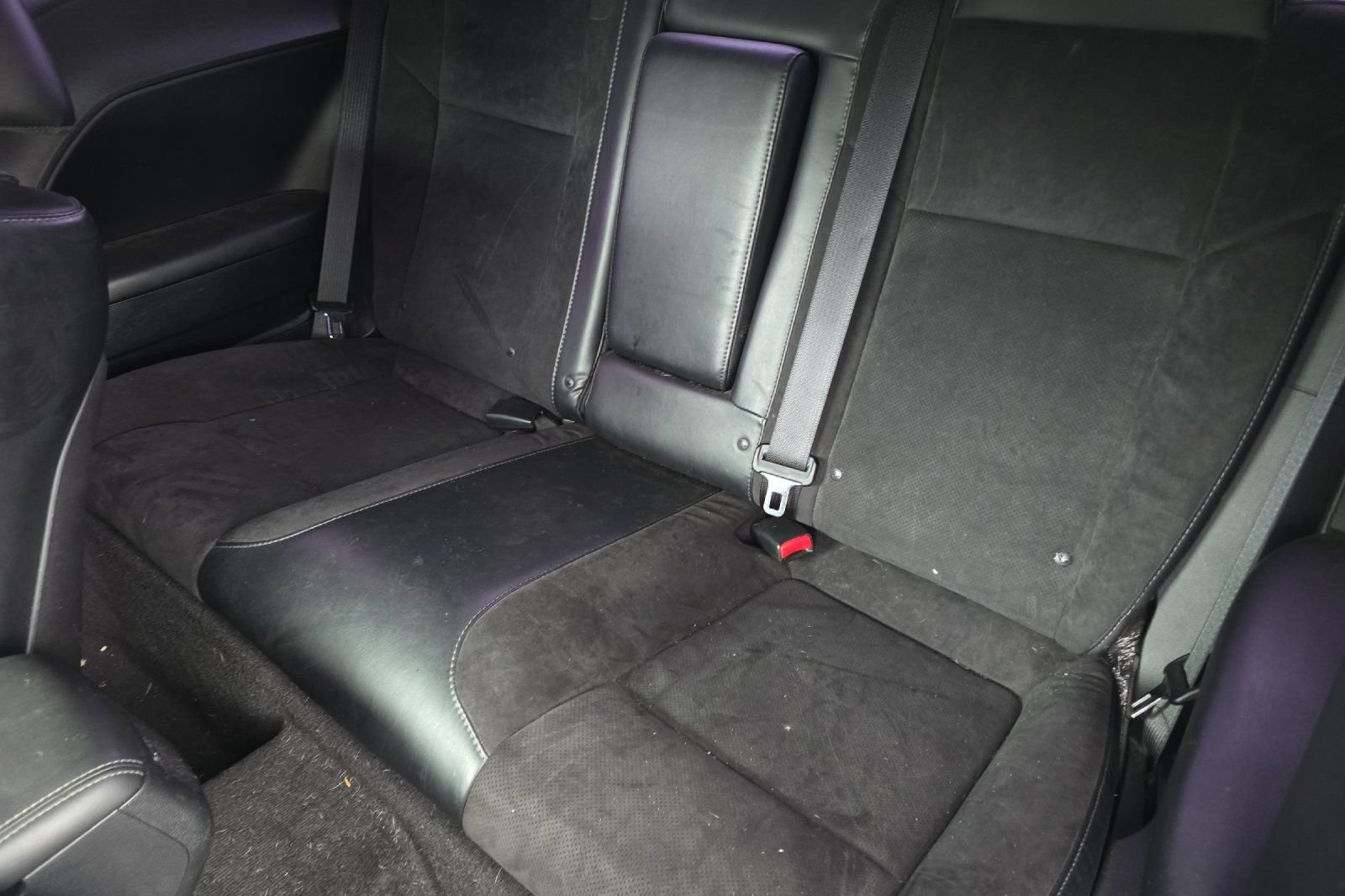 Used 2015 Dodge Challenger R/T Plus RWD image 8