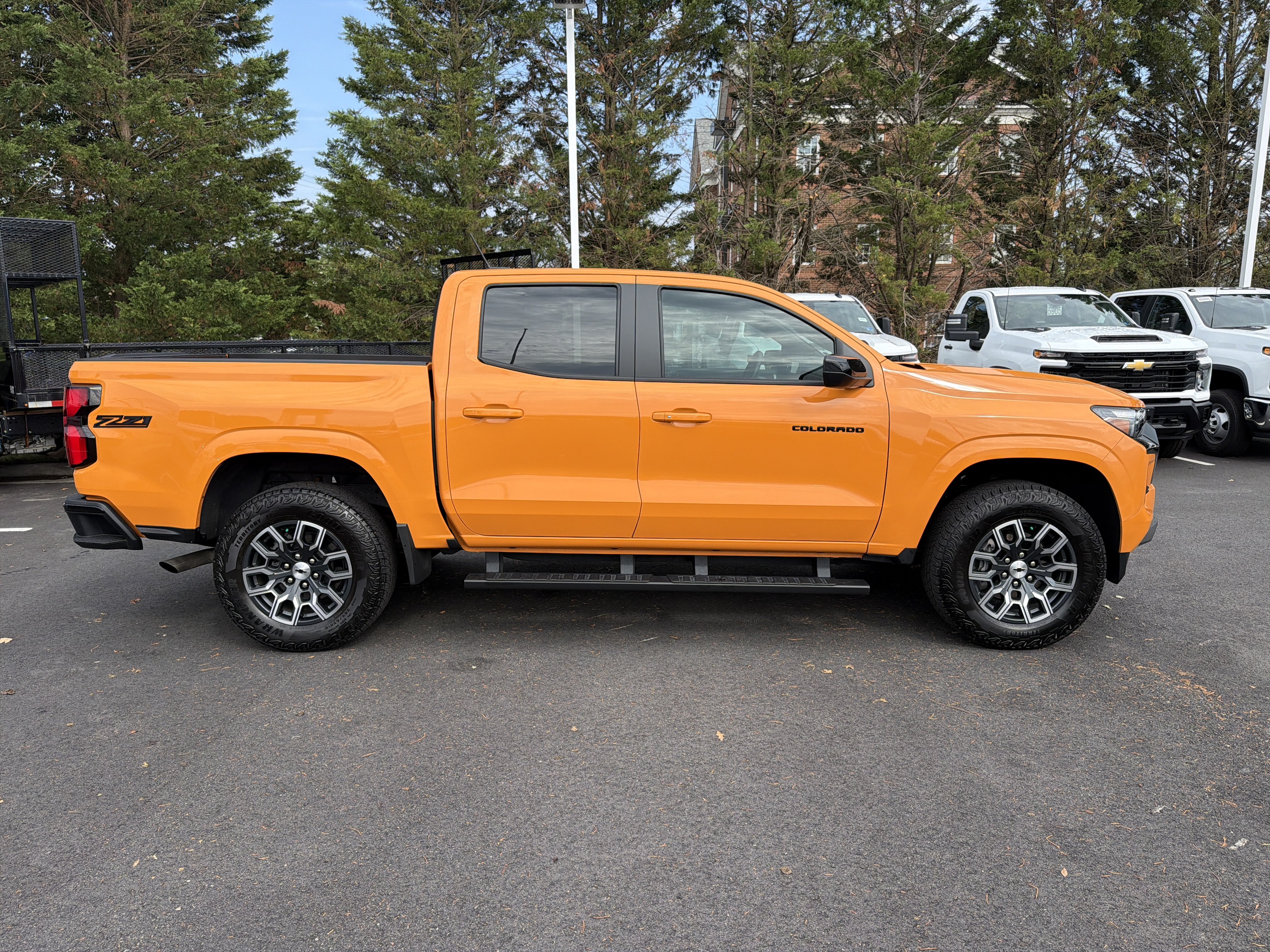 Used 2026 Chevrolet Colorado Z71 AWD/4WD image 11