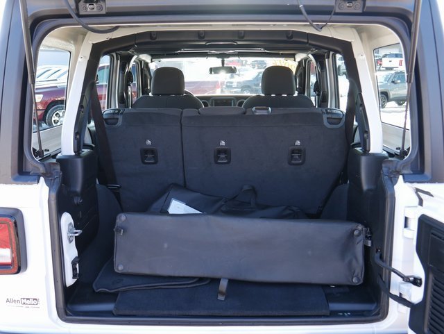 Used 2022 Jeep Wrangler Unlimited Sport image 12