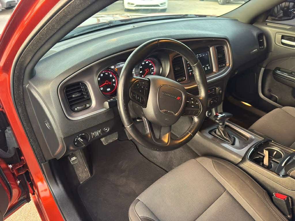 Used 2021 Dodge Charger SXT w/ Blacktop Package image 15
