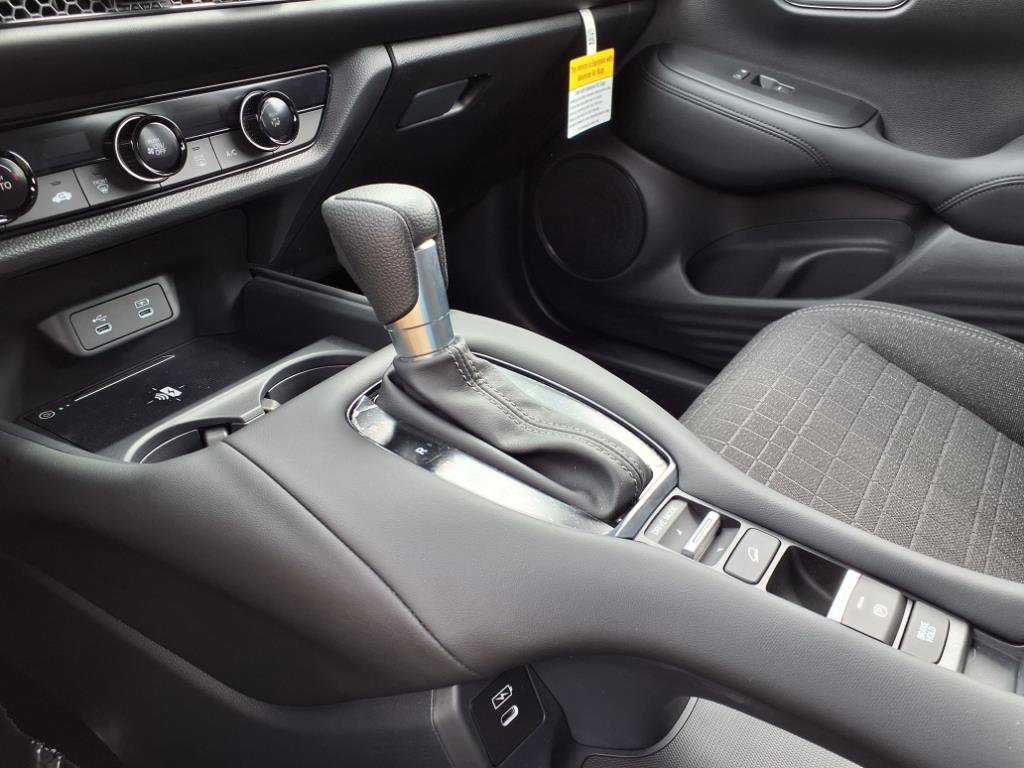 New 2026 Honda HR-V LX image 18