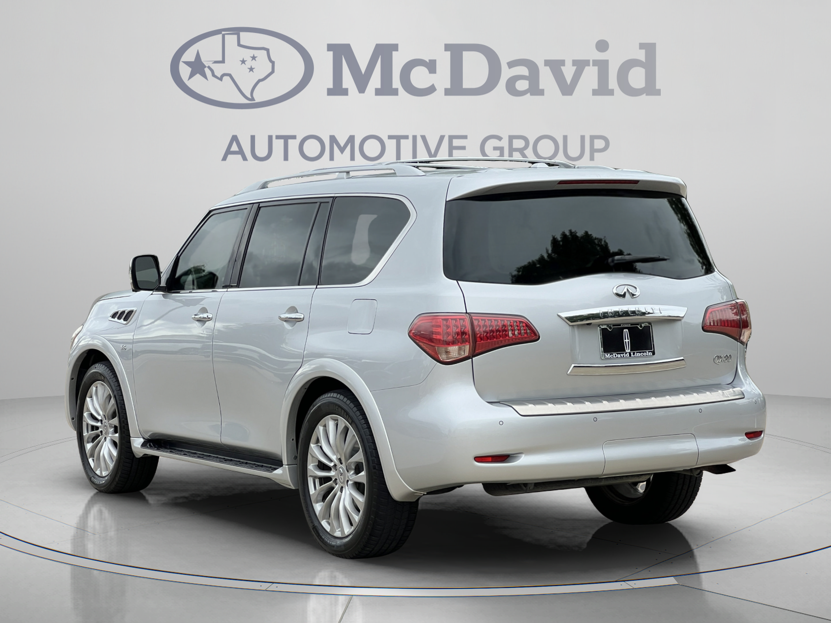 Used 2015 INFINITI QX80 2WD w/ Deluxe Technology Package image 5