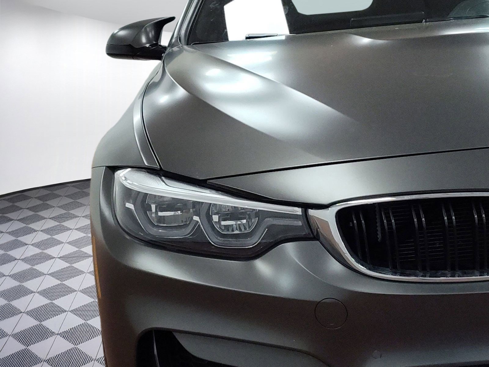 Used 2020 BMW M4 Coupe w/ Executive Package image 10