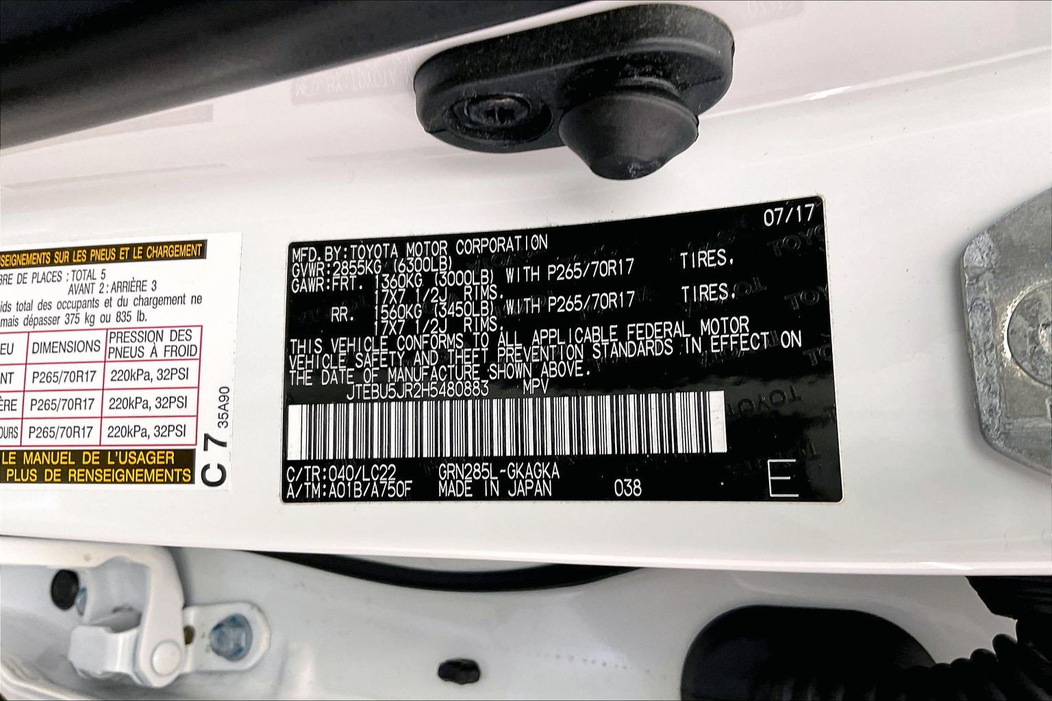 Used 2017 Toyota 4Runner TRD Off-Road Premium AWD/4WD image 35