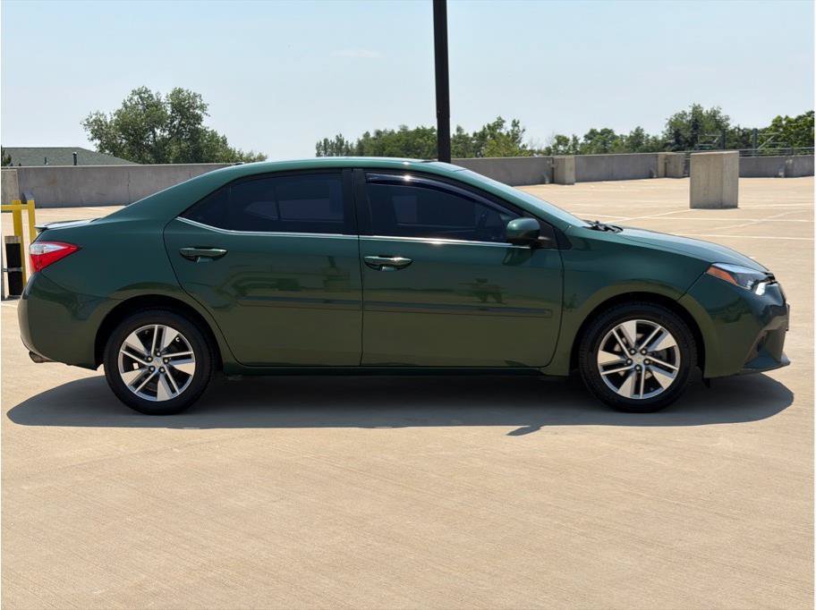 Used 2014 Toyota Corolla LE w/ Driver Convenience Package FWD image 9