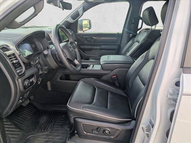 Used 2025 RAM 1500 Limited AWD/4WD image 15