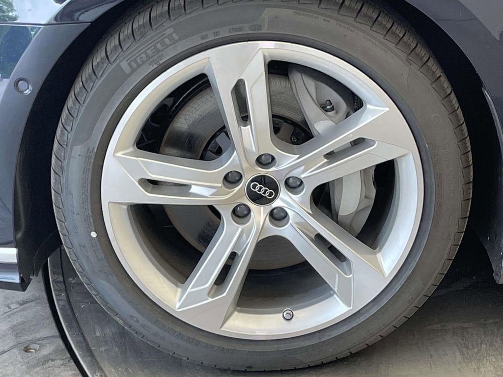 New 2026 Audi A8 L 3.0T AWD/4WD image 11