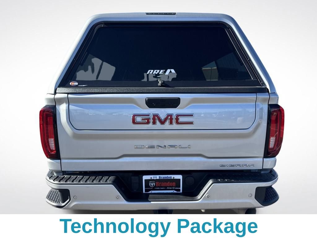 Used 2022 GMC Sierra 3500 Denali w/ Denali Ultimate Package image 5