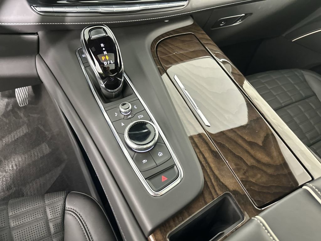 Used 2023 Cadillac Escalade ESV Sport Platinum AWD/4WD image 19