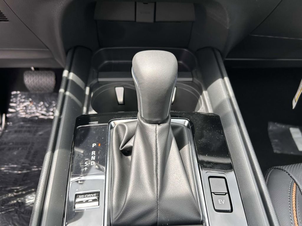 New 2025 MAZDA CX-50 2.5 Hybrid w/ Premium Plus Pkg image 6