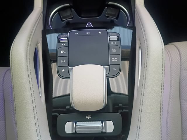 Used 2024 Mercedes-Benz GLS 580 4MATIC image 38