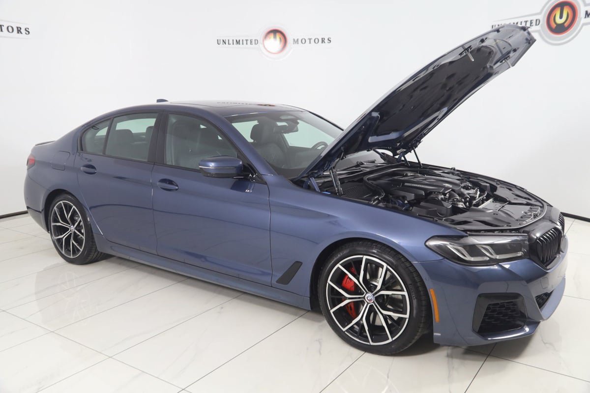 Used 2023 BMW M550i xDrive w/ Executive Package AWD/4WD image 26