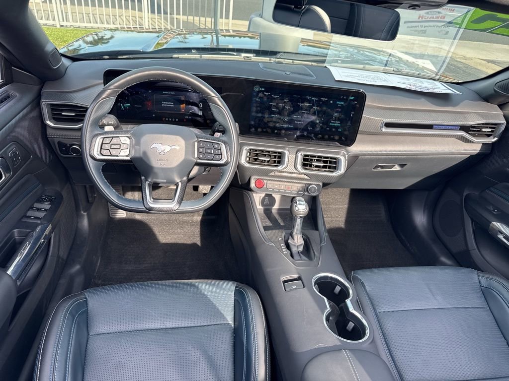 Used 2025 Ford Mustang GT Premium image 18
