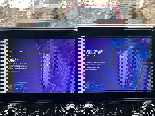 Used 2023 Toyota Highlander Limited image 13