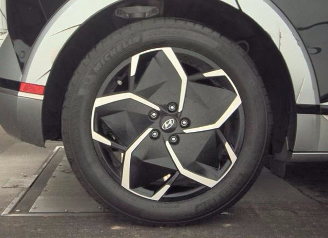 Certified 2023 Hyundai Ioniq 5 Limited RWD image 16