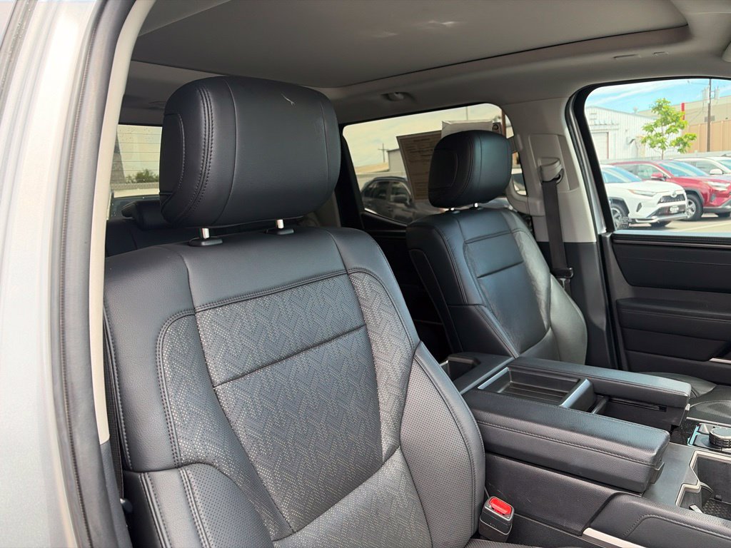 Used 2022 Toyota Tundra Limited AWD/4WD image 13