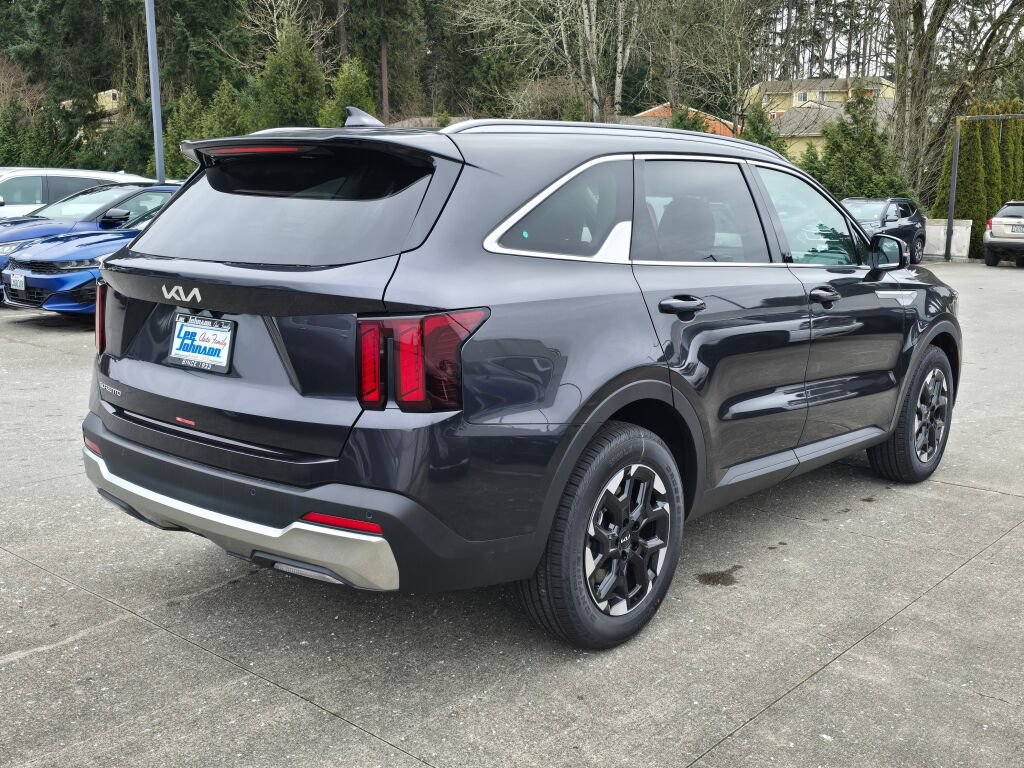 New 2026 Kia Sorento S w/ S Panoramic Sunroof Package FWD image 5
