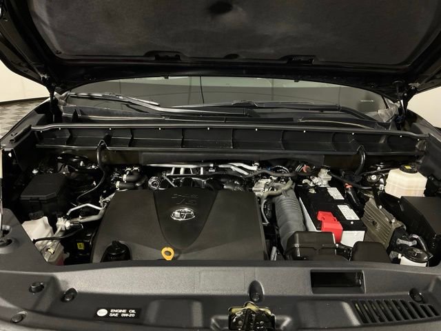 Used 2022 Toyota Highlander Platinum image 44